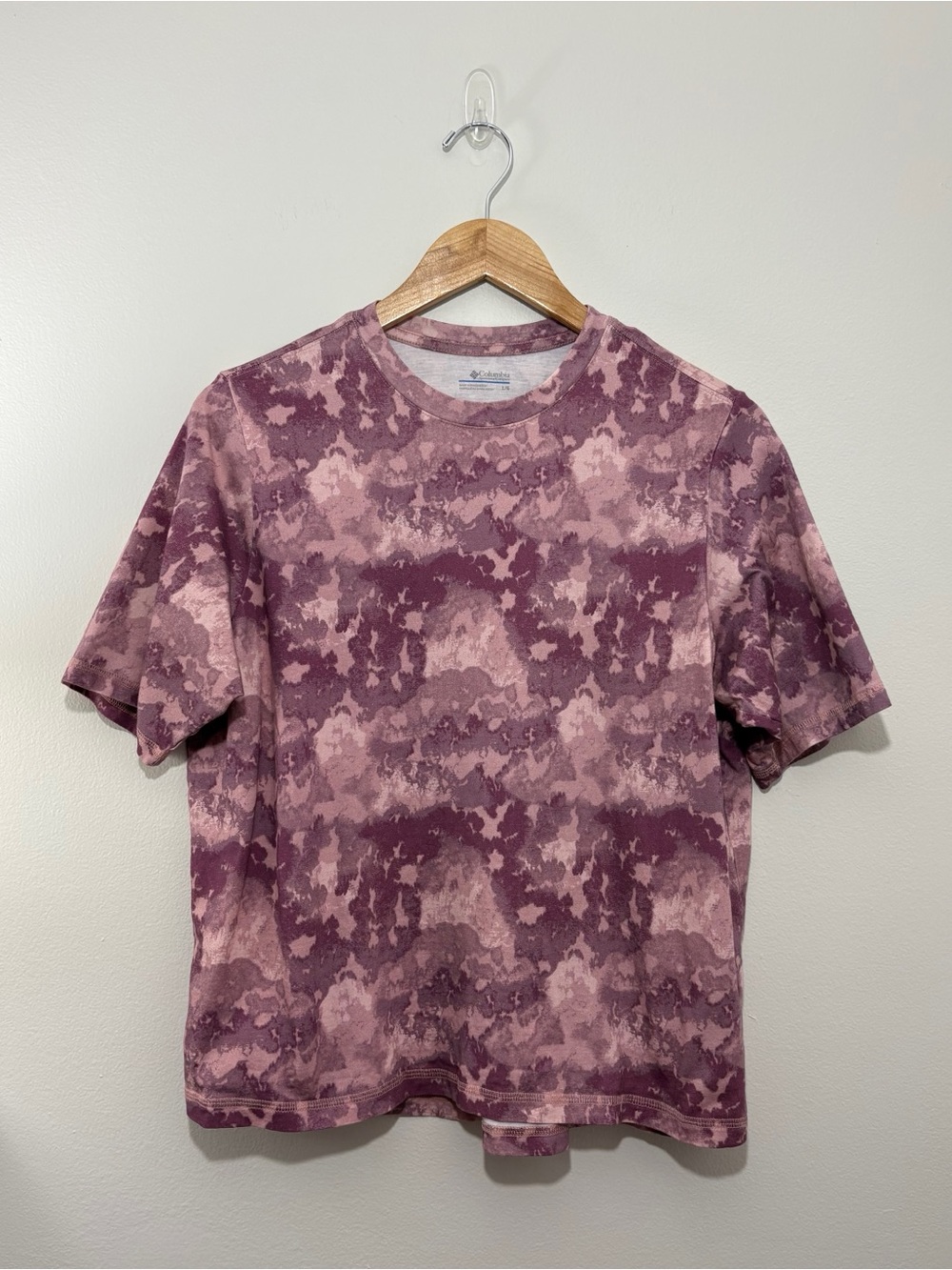 Columbia multi purple patterned classic boxy tee (large)